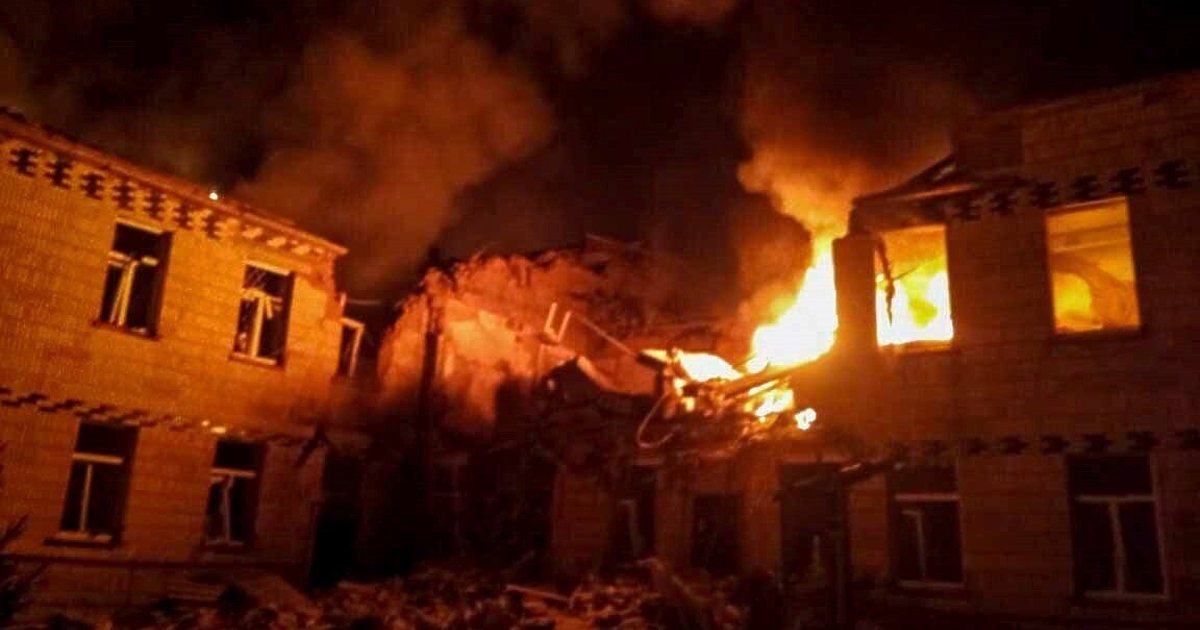 Двама души бяха убити и двама бяха ранени, след като