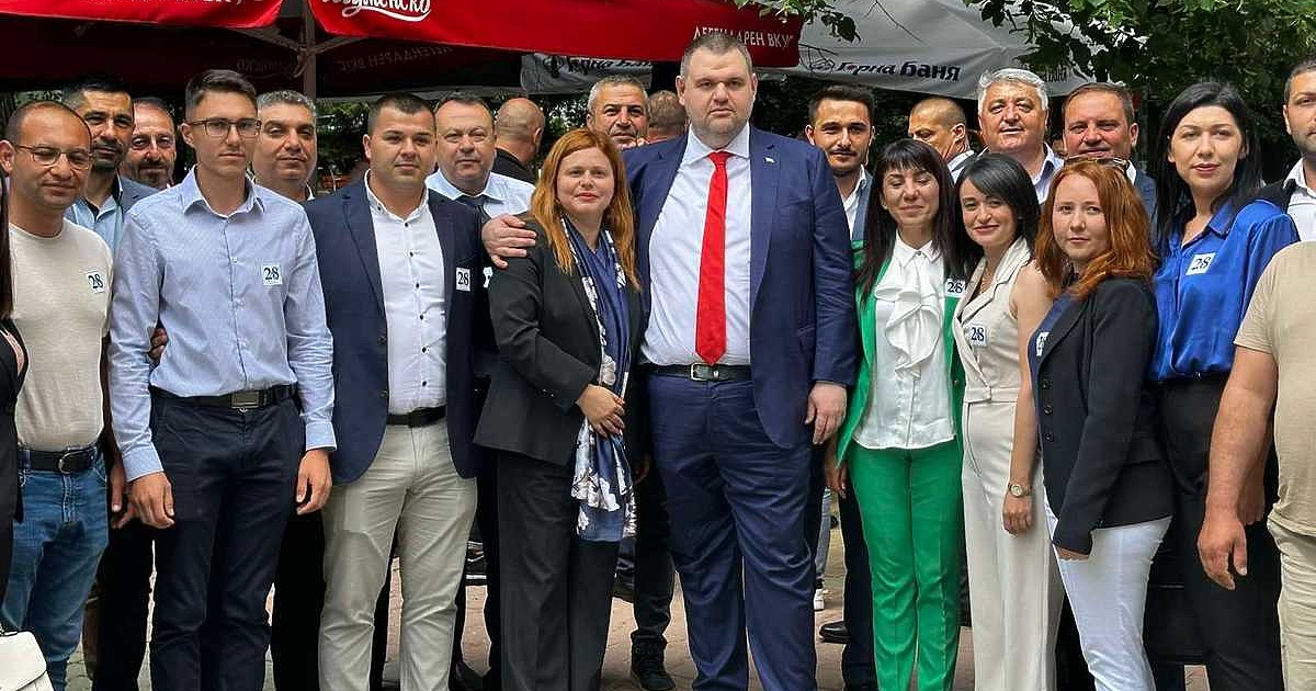 Структурата на ДПС в Нови пазар се разпада. Колективно се