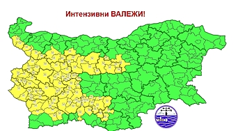 Жълт код е обявен за 16 области в четвъртък заради интензивни