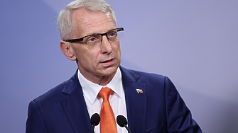 Бившият министър председател Николай Денков обвини премиера Румен Радев че
