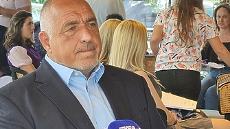 Всеки който рови в PNR системата на МВР и извършва проверки