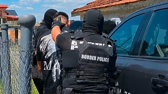 Десет души са задържани при операция на Главна дирекция Гранична
