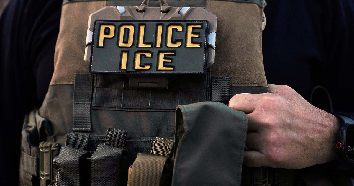 Американската агенция за имиграционен и митнически контрол (ICE) е арестувала
