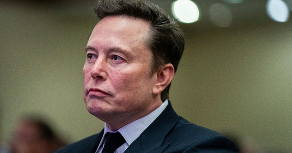 Акциите на SpaceX на Илон Мъск поевтиняха до най-ниската си
