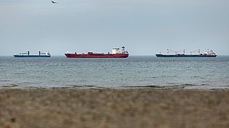 Русия временно затвори Азовско Донския морски канал за плавателни съдове