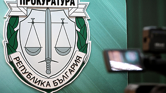 Директорът на ВиК Бургас Цветан Мирчев и експерт отговарящ за