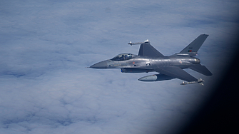 Изтребител F 16  на румънските военновъздушни сили е свалил тази