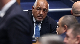 Първо "рефреш" на ГЕРБ, после кандидат-президент и накрая "ала-бала с машините" - от Бойко Борисов