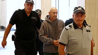 Обвиняемият за палежите на автомобили в София остава в ареста. Искал да изнудва застрахователи за €500 000