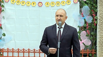 ДЕНЯТ В НЯКОЛКО РЕДА: За "Петрохан" в училищния двор, дизела и оръжията в космоса