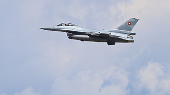 Словакия отново пази сама въздушното си пространство с F-16. България продължава да разчита на съветските МиГ-29