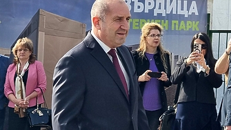 Румен Радев за протестите срещу него: Искат да ни набутат във войната